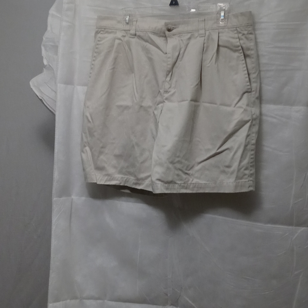 Khaki shorts